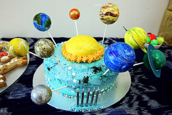the weekend's outer space solar system cake